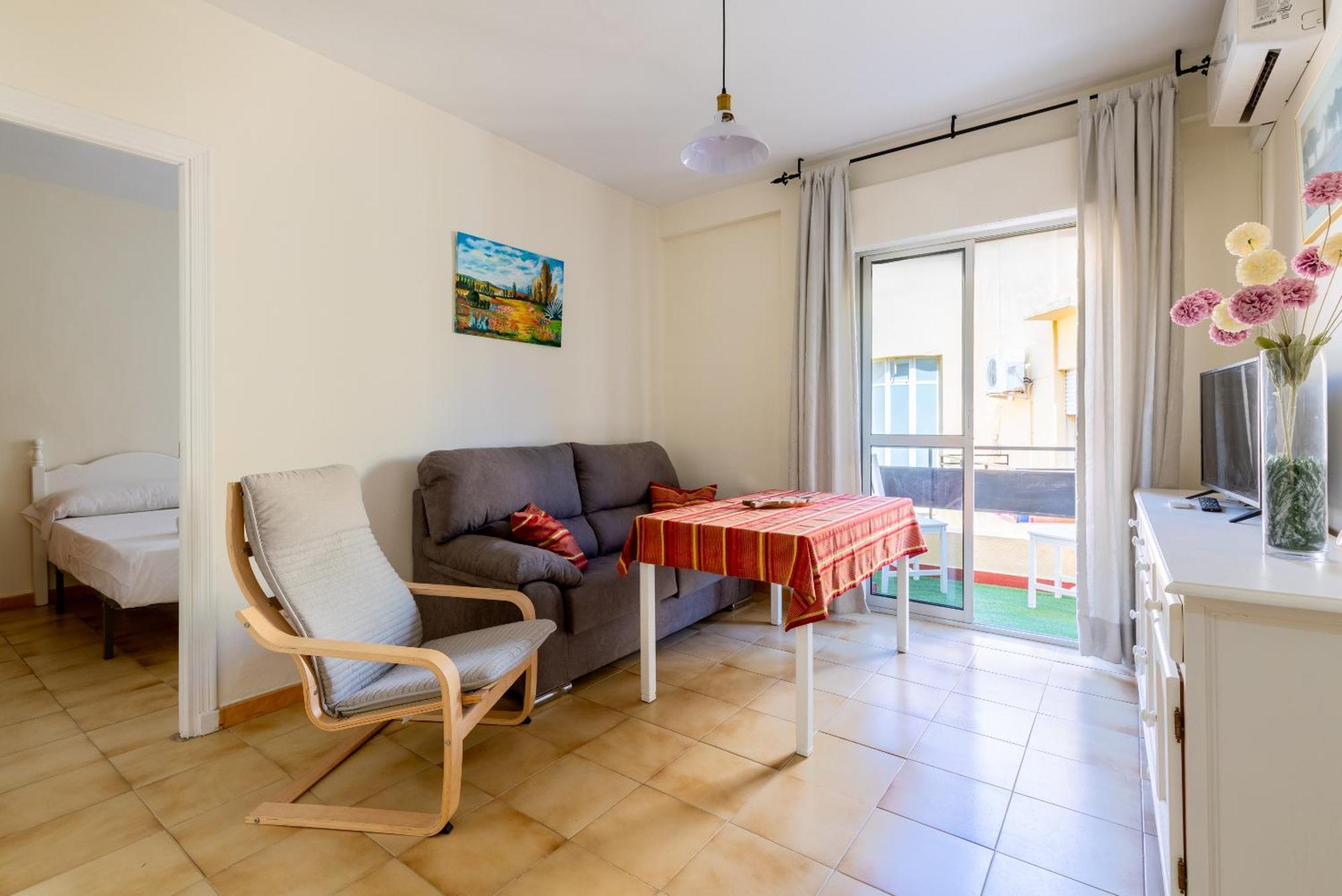 Apartamento Familiar Maria Auxiliadora Севиля Екстериор снимка