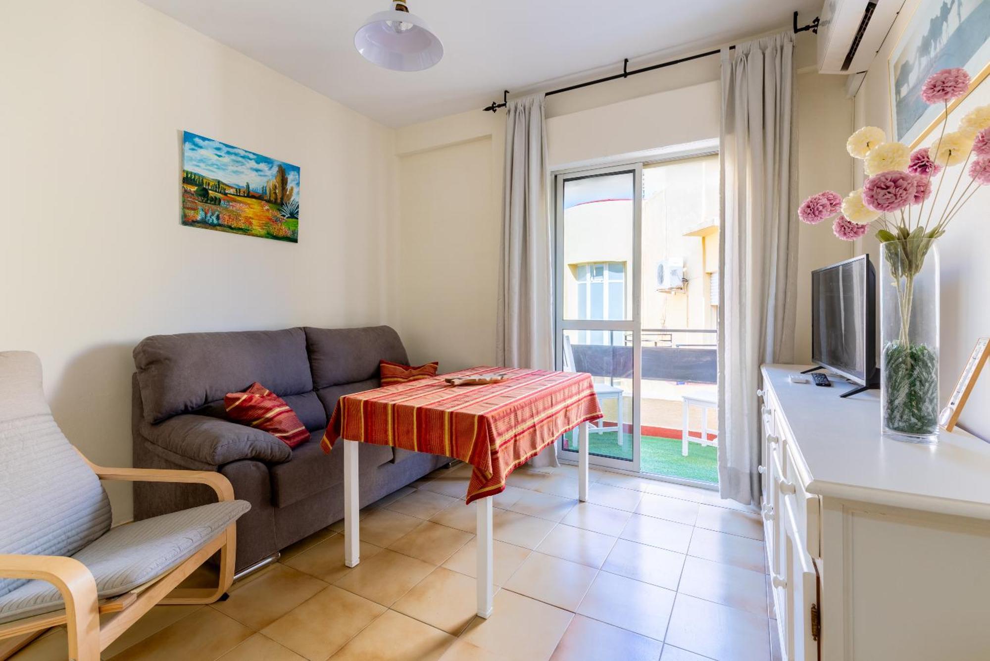 Apartamento Familiar Maria Auxiliadora Севиля Екстериор снимка